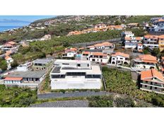 Casa Unifamiliare in vendita a Calheta Madeira 