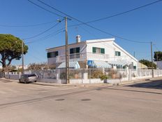 Casa Indipendente di 320 mq in vendita Almada, Distrito de Setúbal