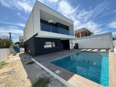 Casa di 160 mq in vendita Seixal, Distrito de Setúbal