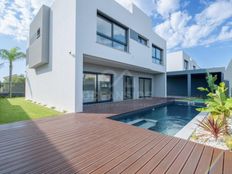 Prestigiosa casa di 260 mq in vendita Cascais e Estoril, Portogallo