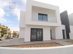 Prestigiosa casa di 226 mq in vendita Vale de Milhacos, Seixal, Distrito de Setúbal