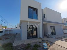 Casa di lusso di 180 mq in vendita Seixal, Portogallo