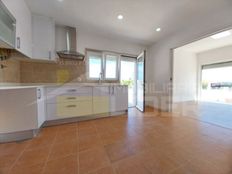 Casa di 329 mq in vendita Charneca da Caparica, Almada, Distrito de Setúbal