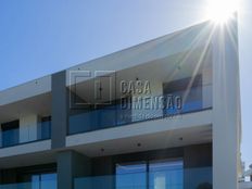 Prestigiosa casa di 227 mq in vendita Almada, Distrito de Setúbal