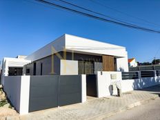 Casa Unifamiliare in vendita a Seixal Distrito de Setúbal Seixal