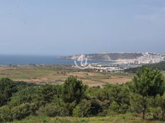 Terreno - Nazaré, Distrito de Leiria