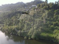 Terreno in vendita - Cinfães, Distrito de Viseu