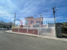 Prestigiosa Casa Indipendente di 254 mq in vendita Almada, Portogallo