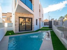 Casa di prestigio di 175 mq in vendita Torrevieja, Comunità Valenciana