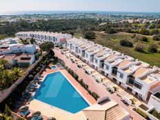 Prestigiosa Casa Semindipendente di 149 mq in vendita Patroves, Albufeira, Distrito de Faro