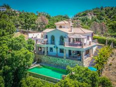 Prestigiosa villa di 200 mq in vendita Padron, Estepona, Andalusia