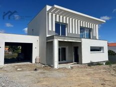 Casa di prestigio di 180 mq in vendita Centro (Miragaia), Lourinhã, Lisbona