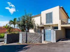 Casa di lusso in vendita Penteada, Funchal, Madeira