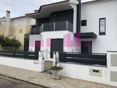 Casa Gemellata in vendita a Seixal Distrito de Setúbal Seixal