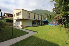 Casa di prestigio di 200 mq in vendita Losone, Svizzera