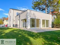 Villa in vendita a Baden Bassa Austria Politischer Bezirk Baden