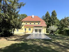 Casa di lusso di 260 mq in vendita Maria Enzersdorf, Austria