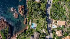 Villa in vendita a Saint-Raphaël Provenza-Alpi-Costa Azzurra Var