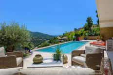 Villa in vendita a La Londe-les-Maures Provenza-Alpi-Costa Azzurra Var