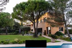 Villa in vendita a Villeneuve-lès-Avignon Occitanie Gard