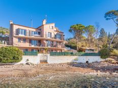 Villa in vendita a Saint-Raphaël Provenza-Alpi-Costa Azzurra Var