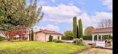 Villa in vendita a Bourg-en-Bresse Alvernia-Rodano-Alpi Ain