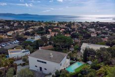 Villa in vendita a Cavalaire-sur-Mer Provenza-Alpi-Costa Azzurra Var