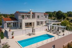 Prestigiosa villa di 300 mq in vendita, Režanci, Istria