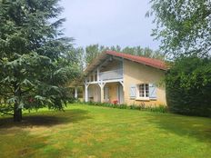 Casa di lusso in vendita a Saint-Julien-en-Born Nouvelle-Aquitaine Landes