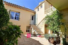 Prestigiosa casa di 91 mq in vendita Uzès, Linguadoca-Rossiglione-Midi-Pirenei