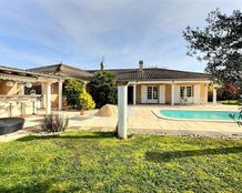 Casa di lusso di 176 mq in vendita Charnay-lès-Mâcon, Francia