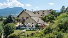 Casa di lusso di 213 mq in vendita Embrun, Provenza-Alpi-Costa Azzurra