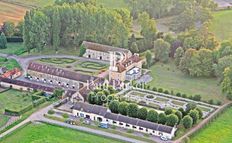 Castello di 1440 mq in vendita - Falaise, Francia