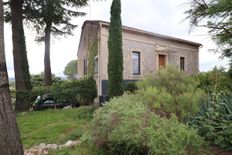 Prestigiosa casa di 280 mq in vendita Alès, Francia