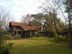 Prestigiosa casa di 4000 mq in affitto CASTERAN, V. al 1700, Ingeniero Maschwitz, Provincia de Buenos Aires