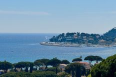 Villa in vendita a Cavalaire-sur-Mer Provenza-Alpi-Costa Azzurra Var