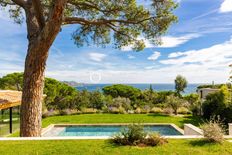 Prestigiosa villa di 350 mq in vendita, Sainte-Maxime, Francia