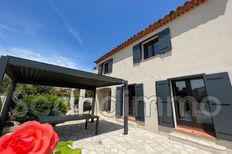 Villa in vendita a Sanary-sur-Mer Provenza-Alpi-Costa Azzurra Var