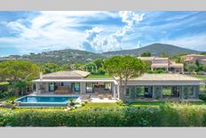 Prestigiosa villa di 550 mq in affitto Sainte-Maxime, Provenza-Alpi-Costa Azzurra