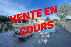 Villa in vendita a Saint-Martin-de-Crau Provenza-Alpi-Costa Azzurra Bocche del Rodano