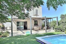 Villa in vendita a Saint-Didier Provenza-Alpi-Costa Azzurra Vaucluse