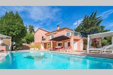 Villa in vendita a Saint-Raphaël Provenza-Alpi-Costa Azzurra Var