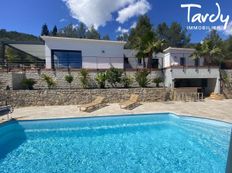 Villa in vendita a Cuers Provenza-Alpi-Costa Azzurra Var