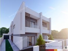 Villa in vendita a Fernao Ferro Distrito de Setúbal Seixal