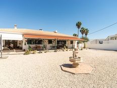 Villa in vendita a Alcantarilha e Pêra Distrito de Faro Silves