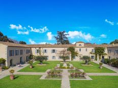 Casa di lusso in vendita Nîmes, Linguadoca-Rossiglione-Midi-Pirenei