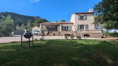 Casa di lusso in vendita a Gonfaron Provenza-Alpi-Costa Azzurra Var