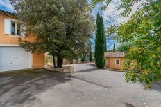 Casa di prestigio in vendita Régusse, Provenza-Alpi-Costa Azzurra