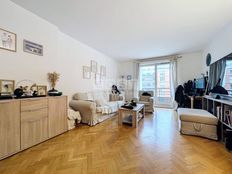 Prestigioso appartamento in vendita Courbevoie, Île-de-France