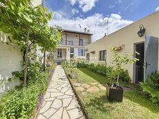 Casa di lusso di 102 mq in vendita Maisons-Alfort, Francia